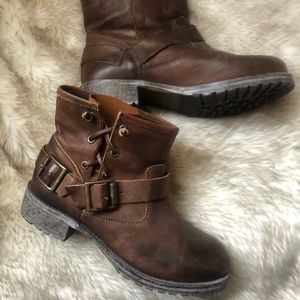 Leather boots size 38